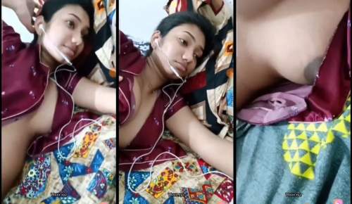 Bengali cute girl showing boobs