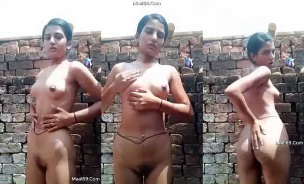 Sexy small boobs teen nude MMS