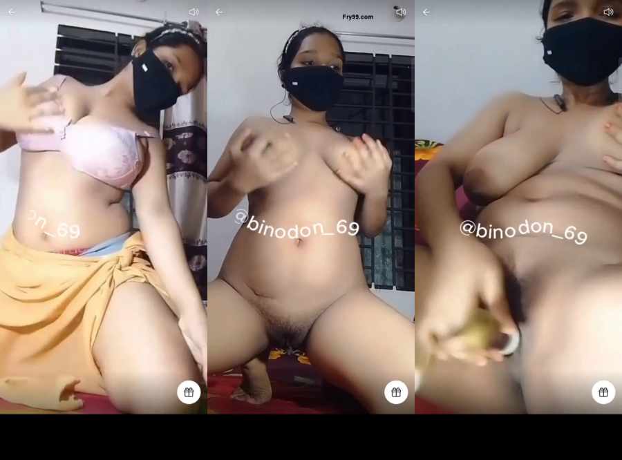 Tango Girl Masturbation