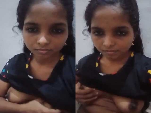 Andhra girl showing her small boobs on cam