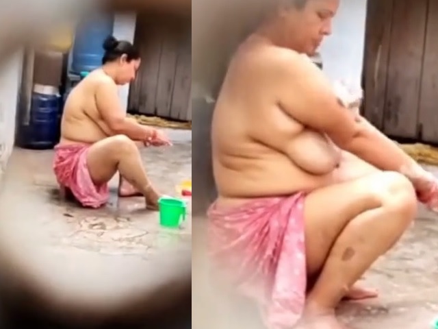 BBW bathing outdoor caught through hole by neighbor