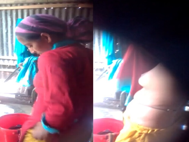 Bengali girl after bath hidden cam sex show