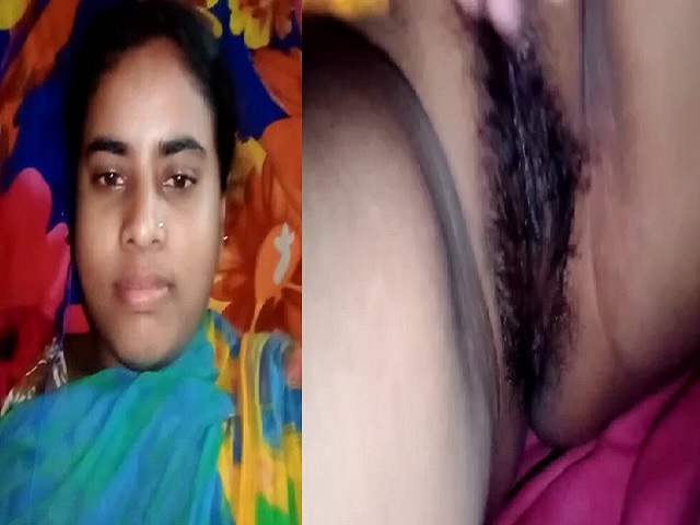 Bengali village girl reveals big boobs viral show