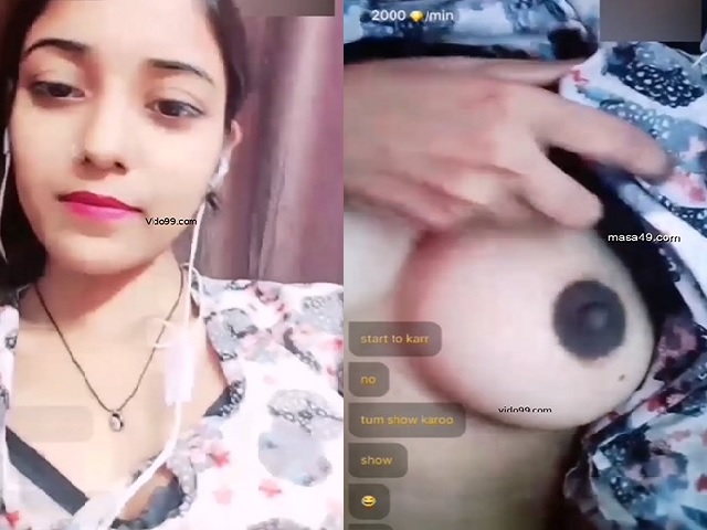 Chamet live girl big boobs and pussy showing