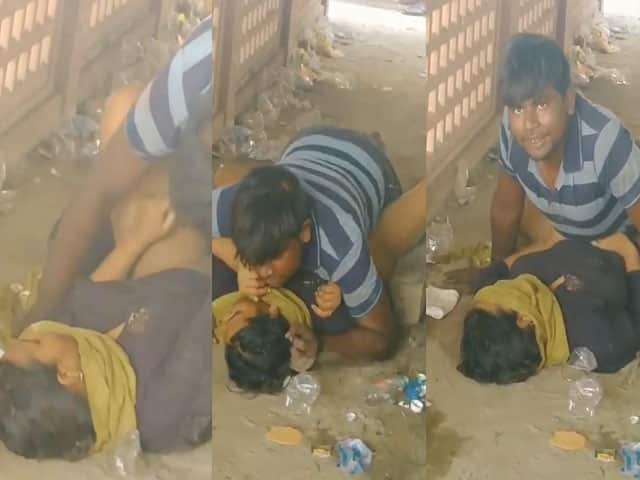 Desi Randi chudai in public place