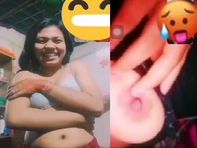 GF video call sex chat showing nude figure
