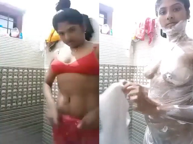 Indian nude girl bathing selfie viral video