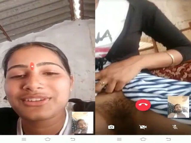 Indian village girl showing pussy on Whatsapp video call