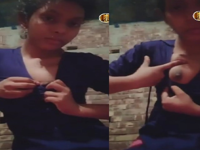 Village girl showing her small cute boobs
