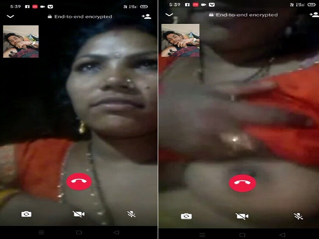 Bhabhi boob show on WhatsApp desi video call