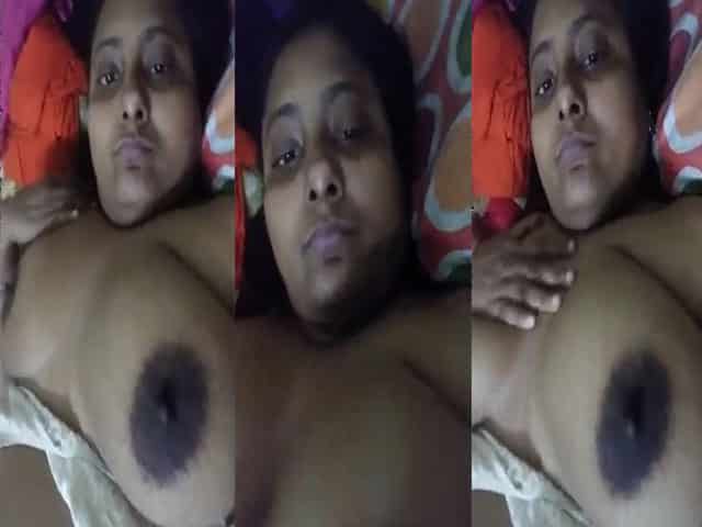 Busty Bangladeshi girl showing her nude big boobs on cam