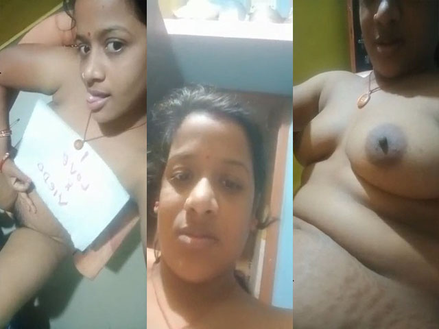 Cute Desi wife shows boobs and pussy