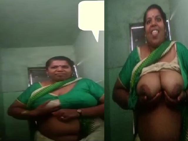 Huge boobs Tamil sex aunty naked on video call