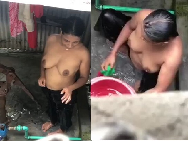 Mature bhabhi bathing peeped by neighbor viral clip