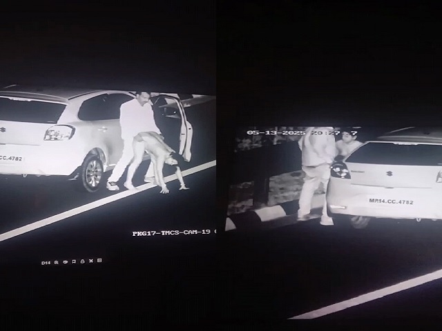 Naked outdoor sex on highway in Madhya Pradesh