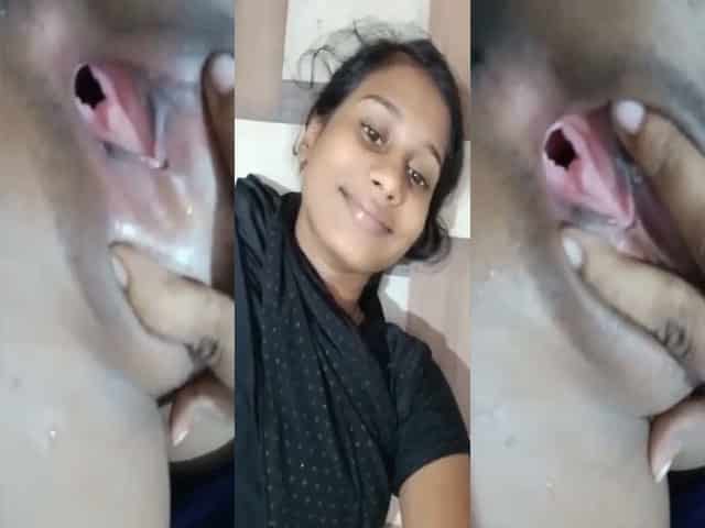 Naughty Bengali girl nude pussy show in the bathroom