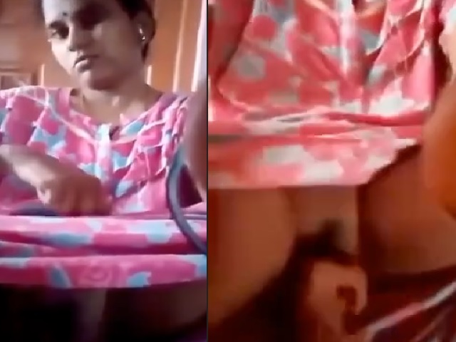 Neighbor aunty in nighty gets pussy fingered by uncle