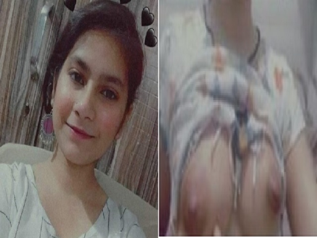 Selfie girlfriend boobs show to lover MMS