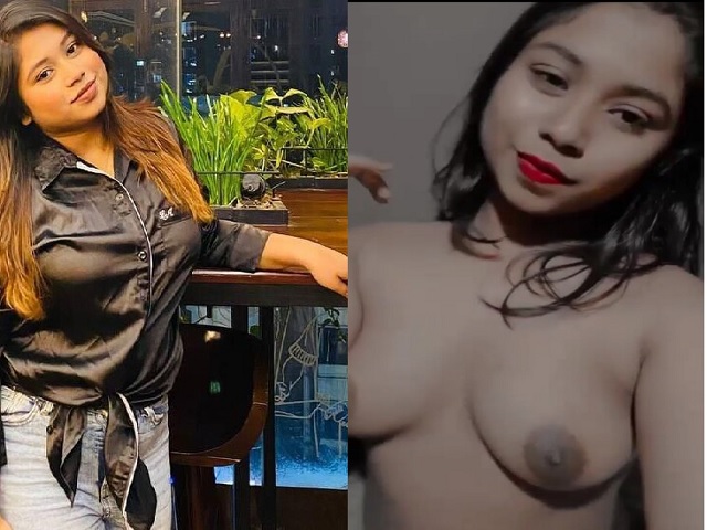 Sexy babe video call boobs show to boyfriend