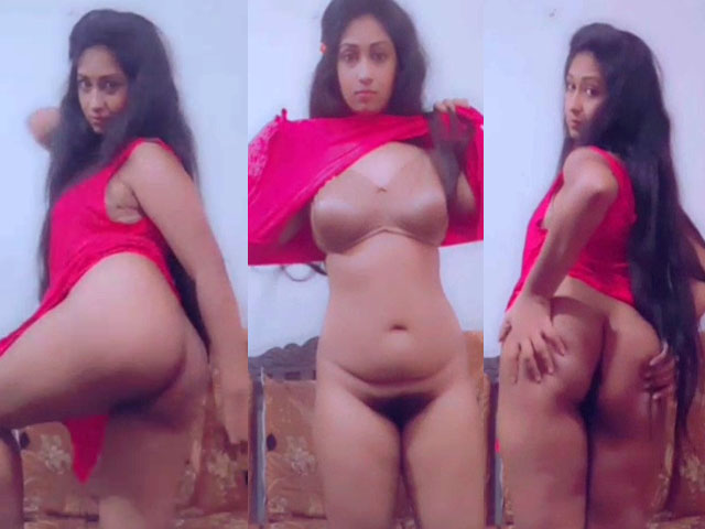 Sexy big ass girl naked pussy show selfie