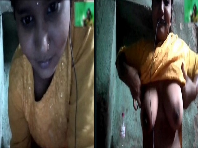 Unseen desi girl showing big boobs and pussy