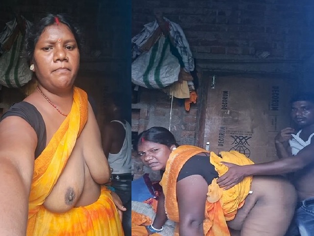 Village mature Desi couple sex in standing state