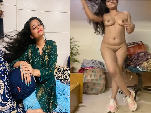 Indian curvy figure girl flawless nude body show and blowjob